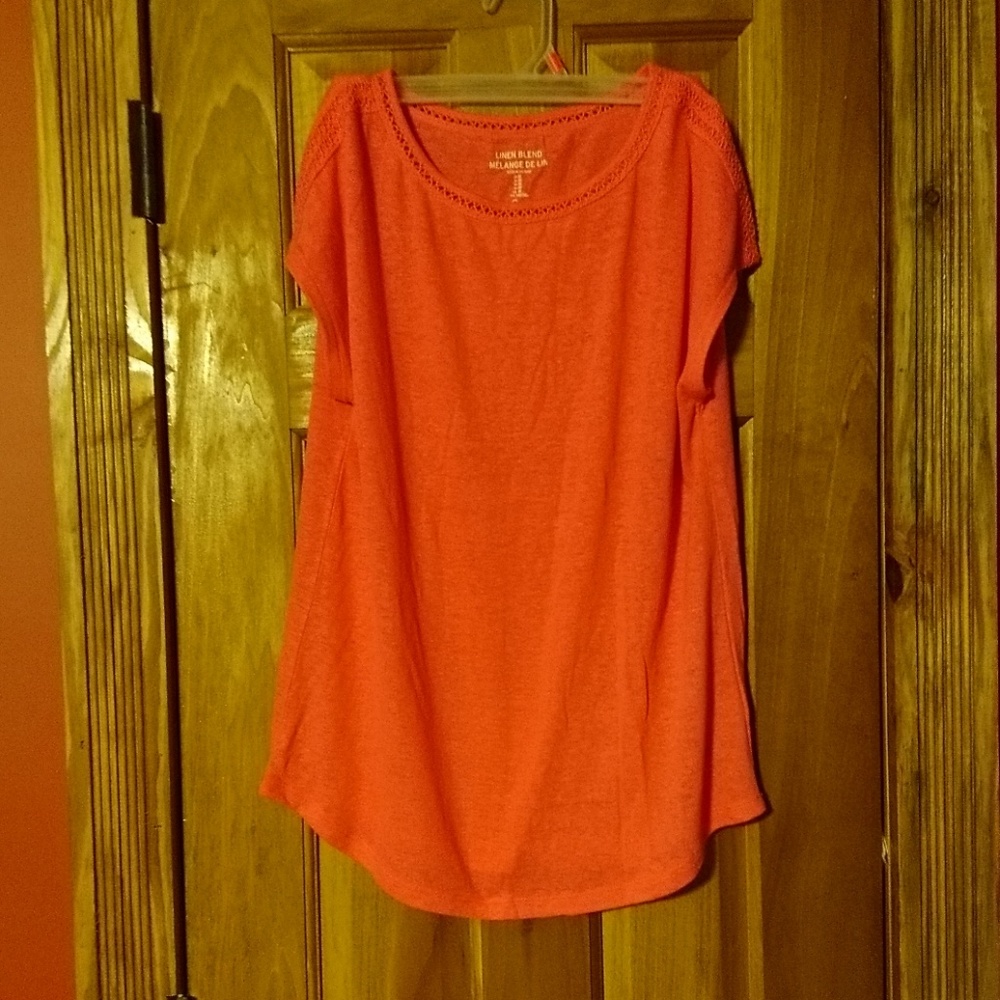 Gap shirt, bundle price $2